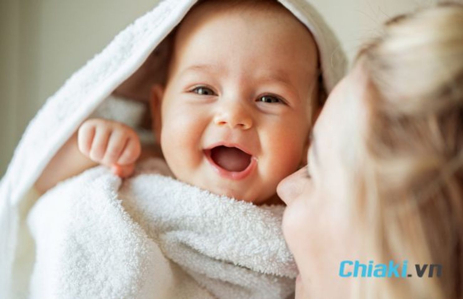 Đặt t&ecirc;n cho con g&aacute;i họ L&ecirc; mang &yacute; nghĩa b&igrave;nh an, may mắn