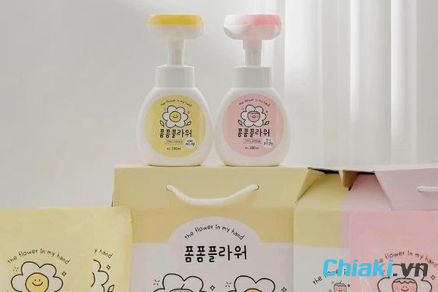 Nước rửa tay tạo bọt l&agrave;nh t&iacute;nh cho trẻ sơ sinh Pompom Flower