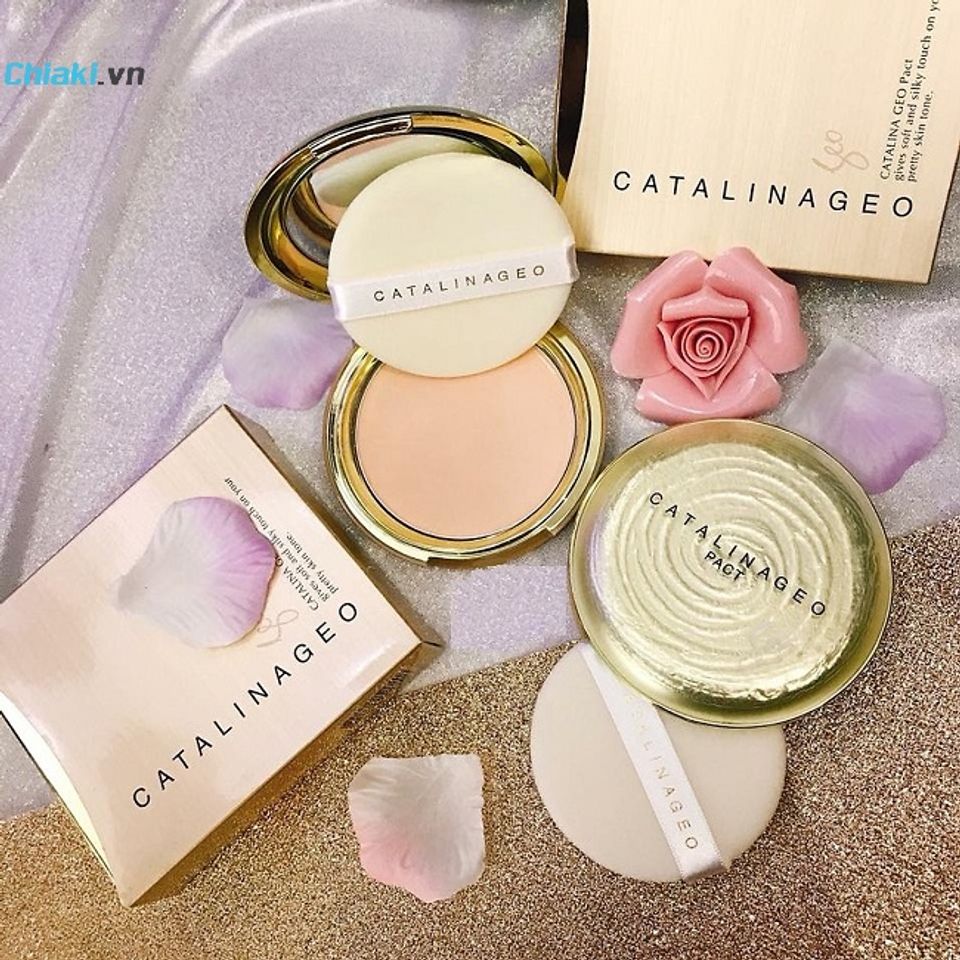 Phấn phủ si&ecirc;u mịn Geo Lamy Catalina Golden Pact