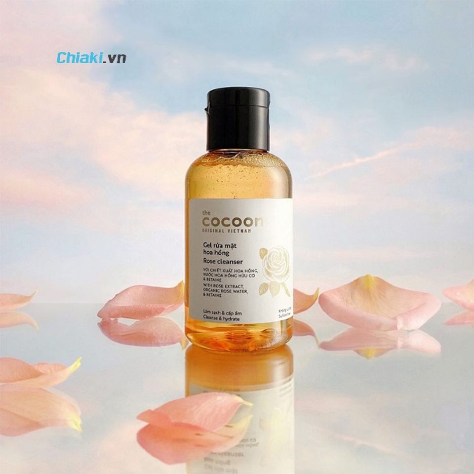 Gel rửa mặt chiết xuất hoa hồng Cocoon Rose Cleanser
