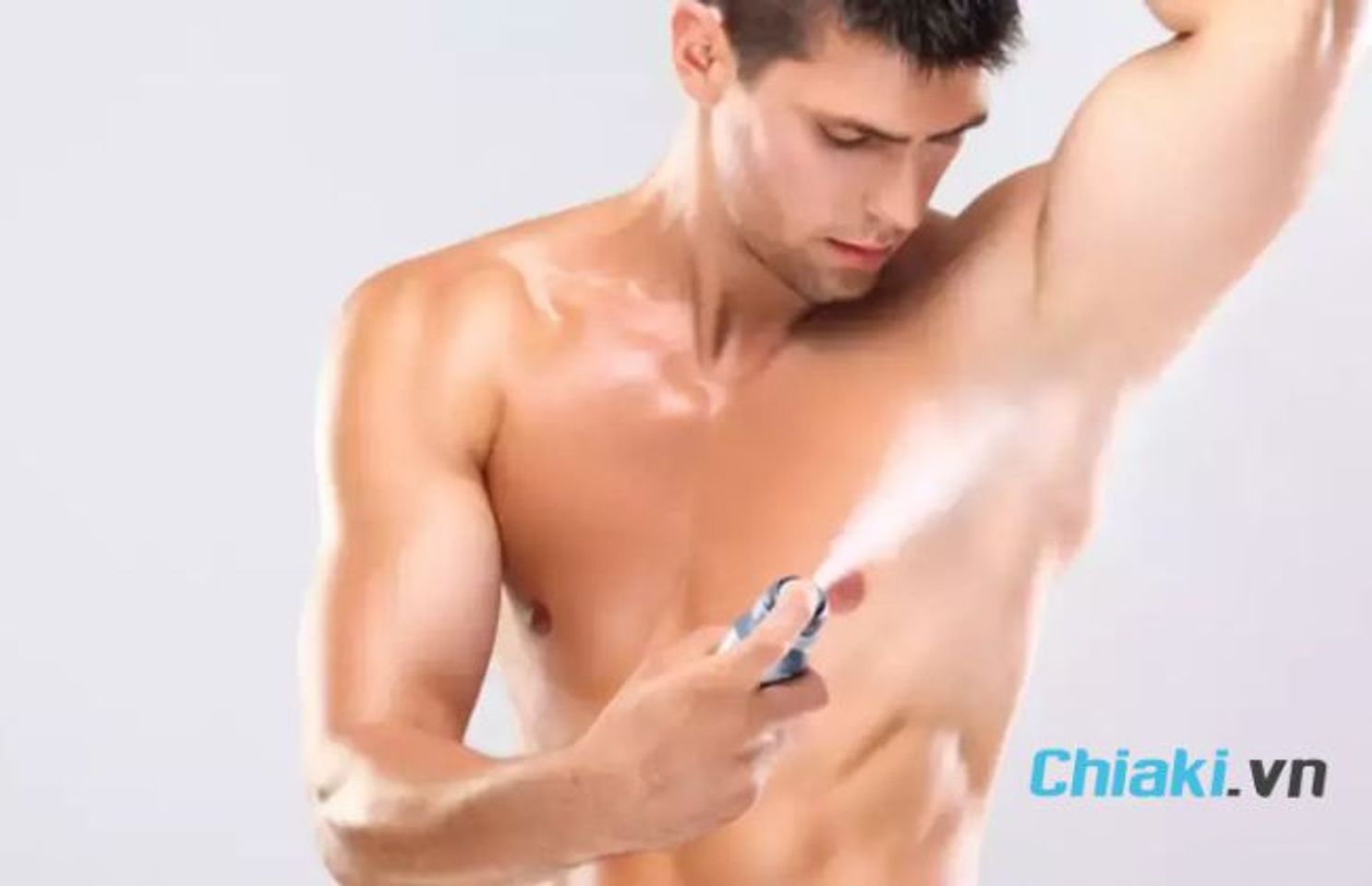 C&aacute;ch xịt khử m&ugrave;i nam