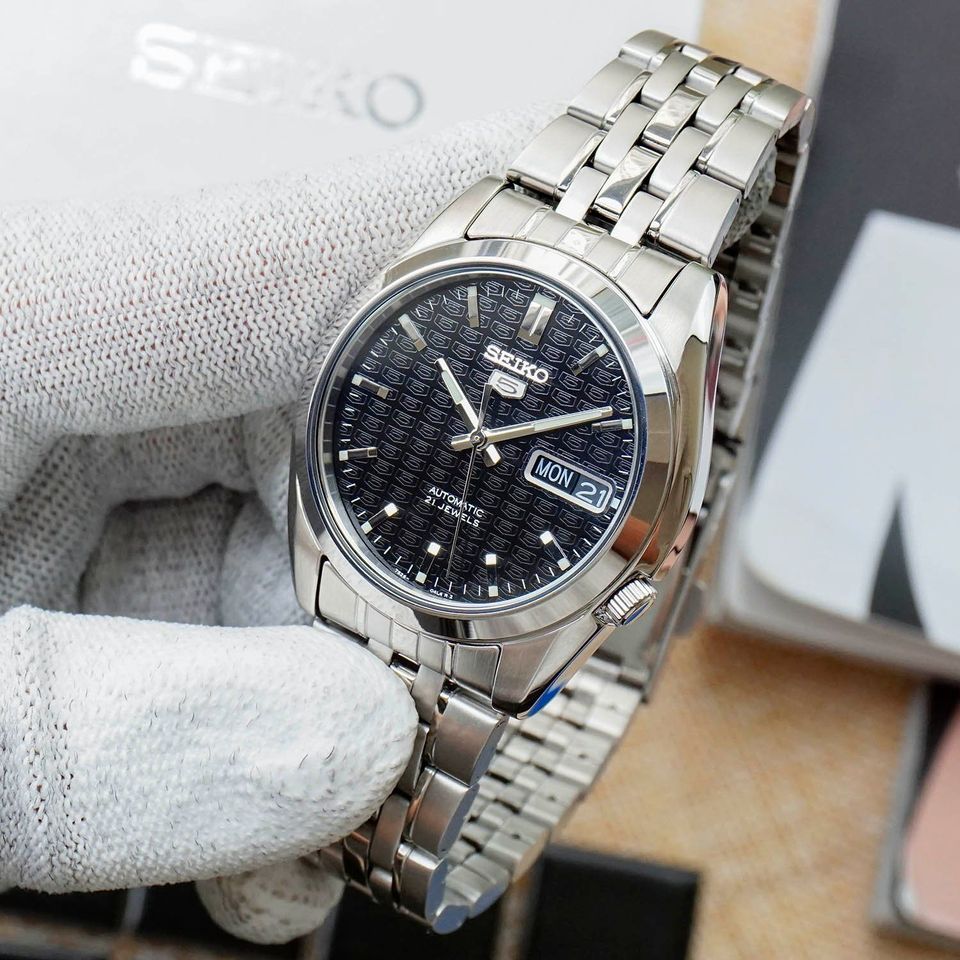 Đồng hồ nam Seiko 5 Automatic SNK361
