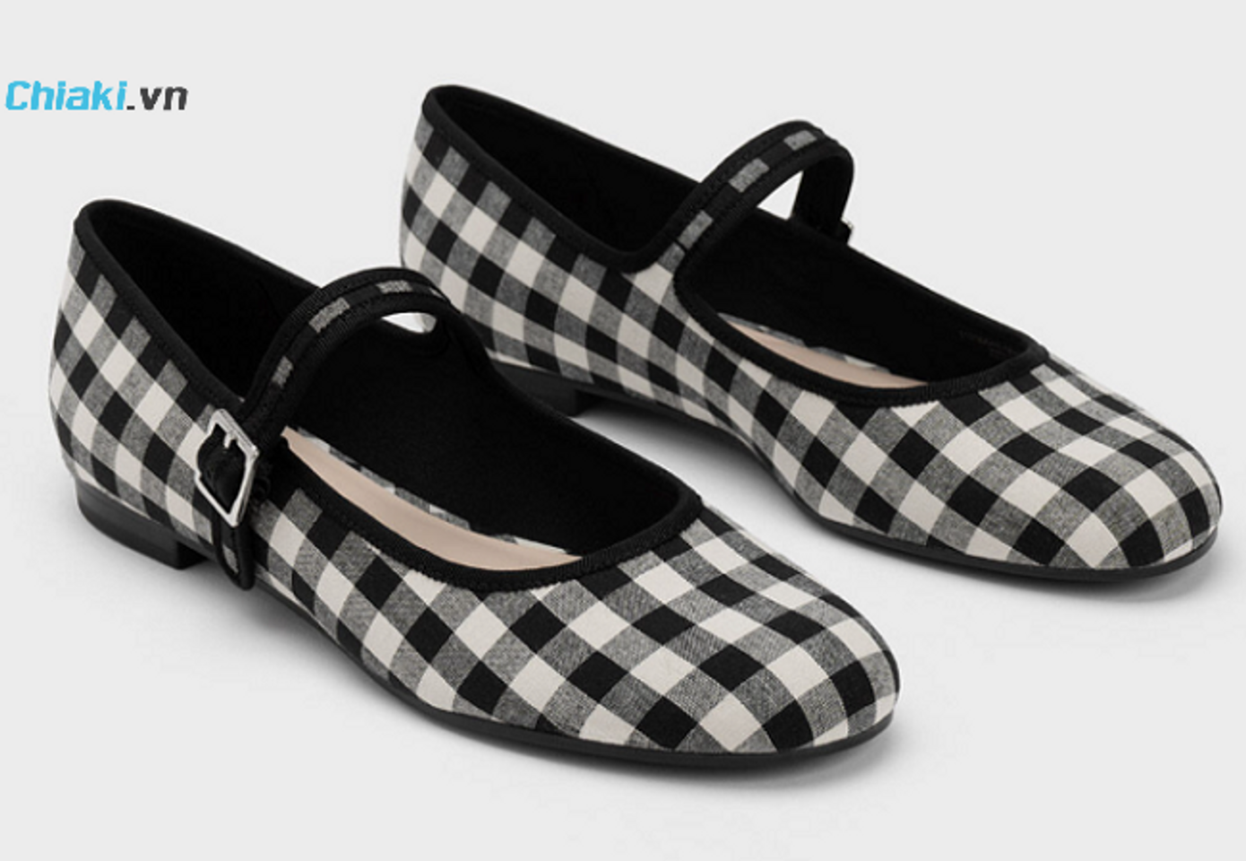 Gi&agrave;y bệt Mary Jane Charles & Keith Patent Buckled
