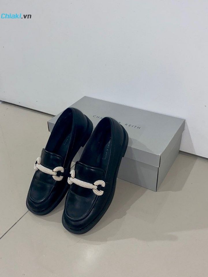 Gi&agrave;y lười Charles & Keith Beaded Strap Loafers
