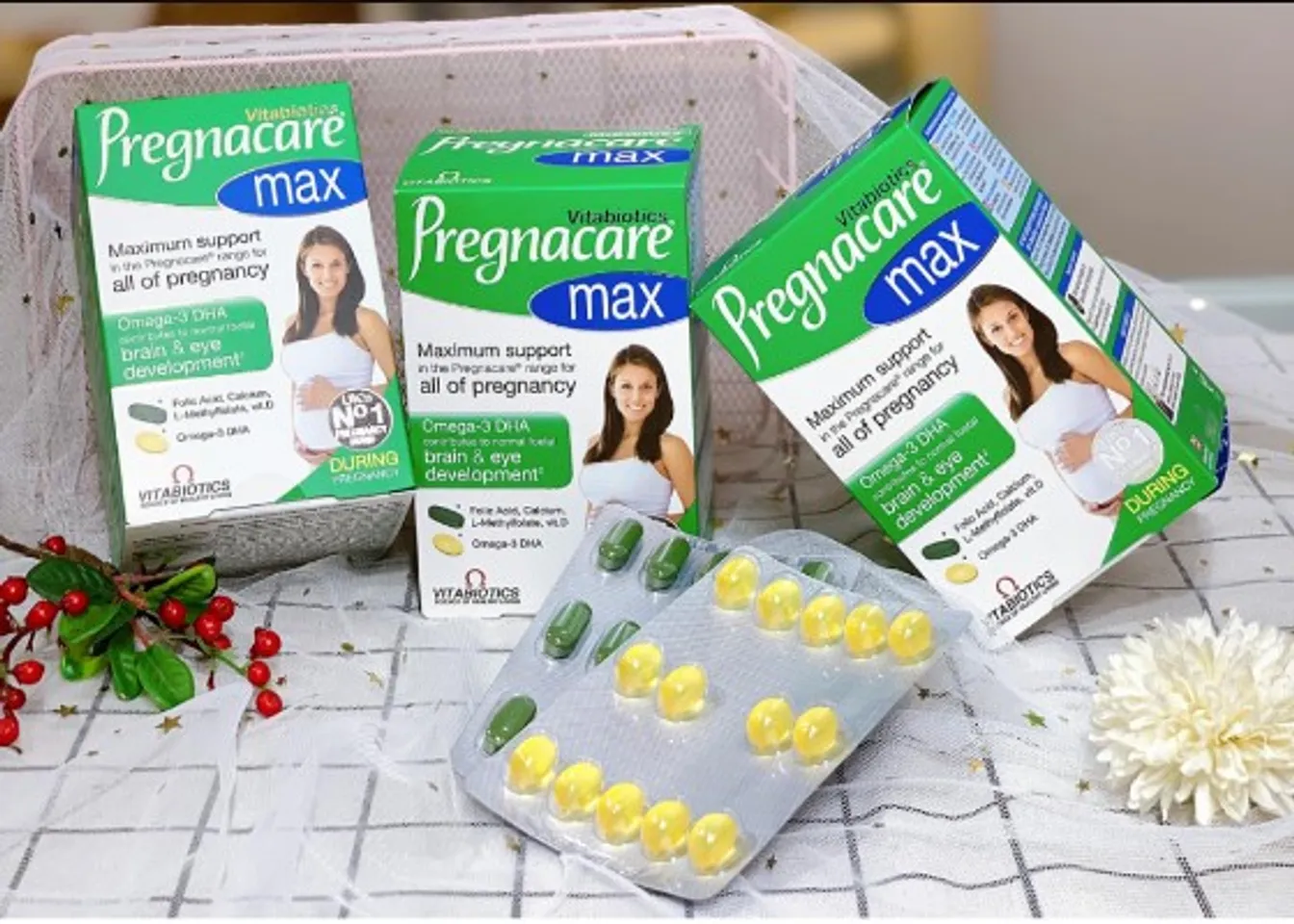 Vitabiotics Pregnacare Max bổ sung 400μg