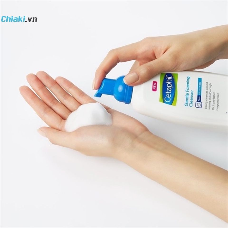 Sữa rửa mặt Cetaphil Gentle Foaming Cleanser