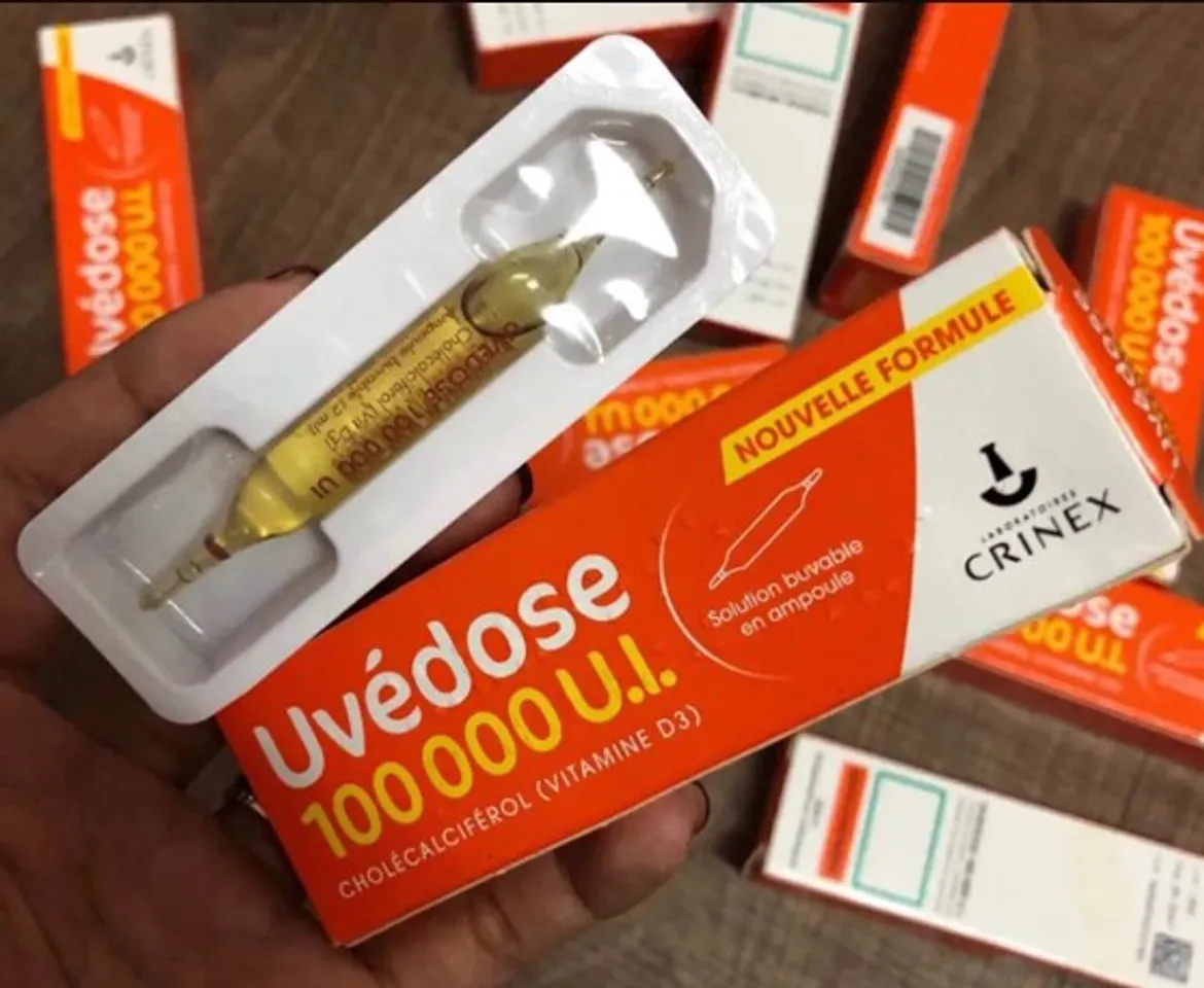 Vitamin D3 Uvedose liều cao 100000 UI của Pháp