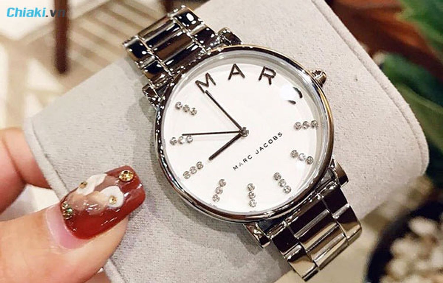 c&aacute;c h&atilde;ng đồng hồ nổi tiếng phải nhắc đến Marc Jacobs