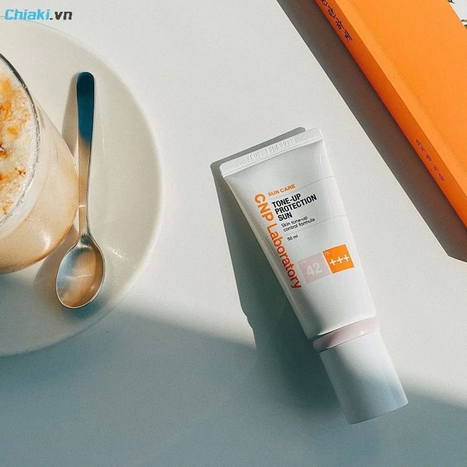 kem chống nắng CNP Laboratory Tone-up c&oacute; thể sử dụng được cho mọi loại da