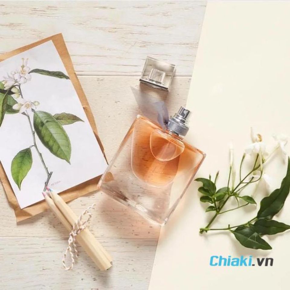Nước hoa hương hoa nh&agrave;i Lancome La Vie Est Belle