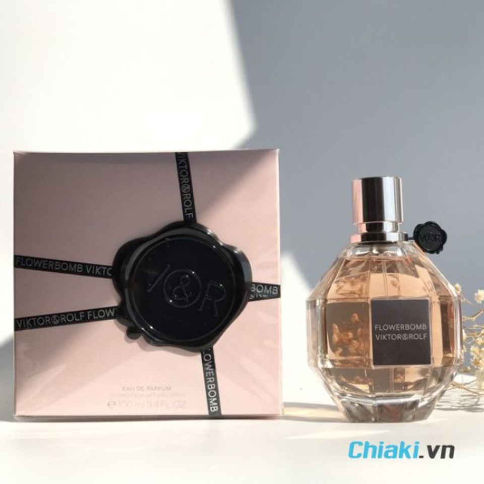 Nước hoa hương hoa nh&agrave;i Viktor & Rolf