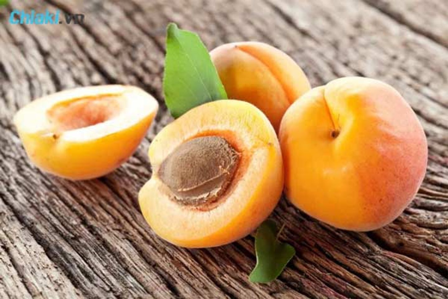 Vitamin A c&oacute; trong thực phẩm g&igrave; - quả mơ
