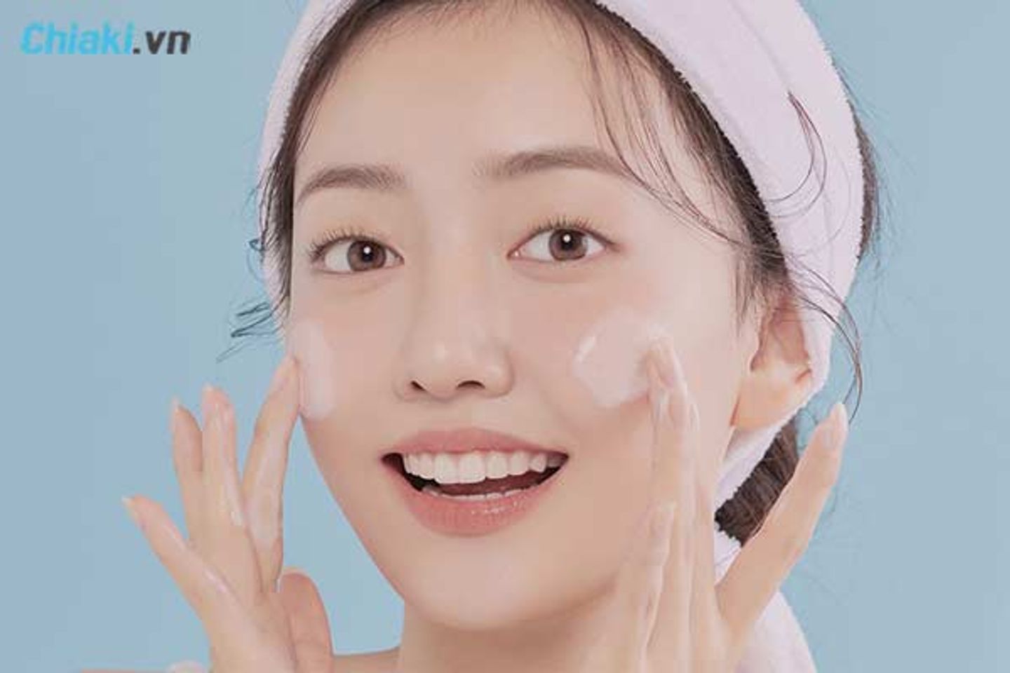 Ti&ecirc;u ch&iacute; chọn sữa rửa mặt gi&aacute; học sinh&nbsp;