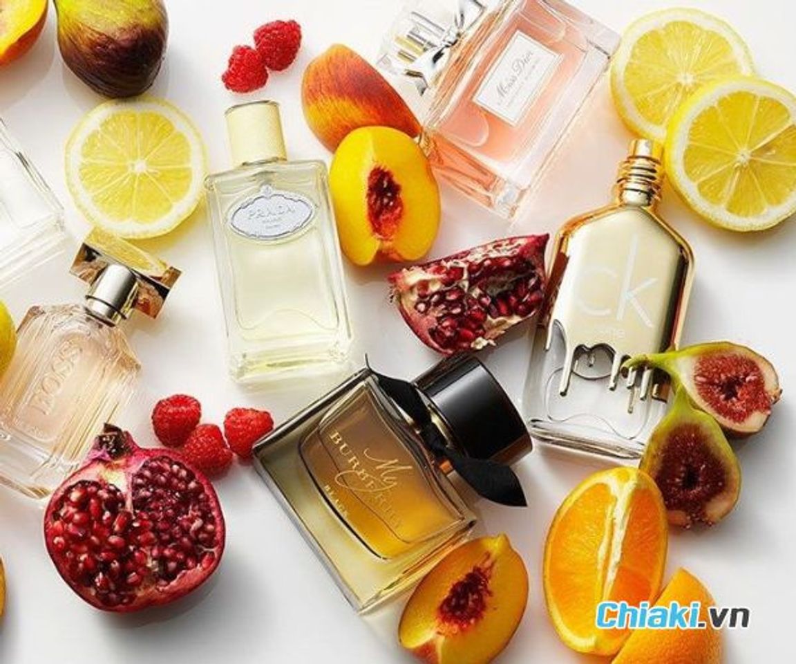 Lưu khi khi sử dụng nước hoa hương tr&aacute;i c&acirc;y thơm l&acirc;u