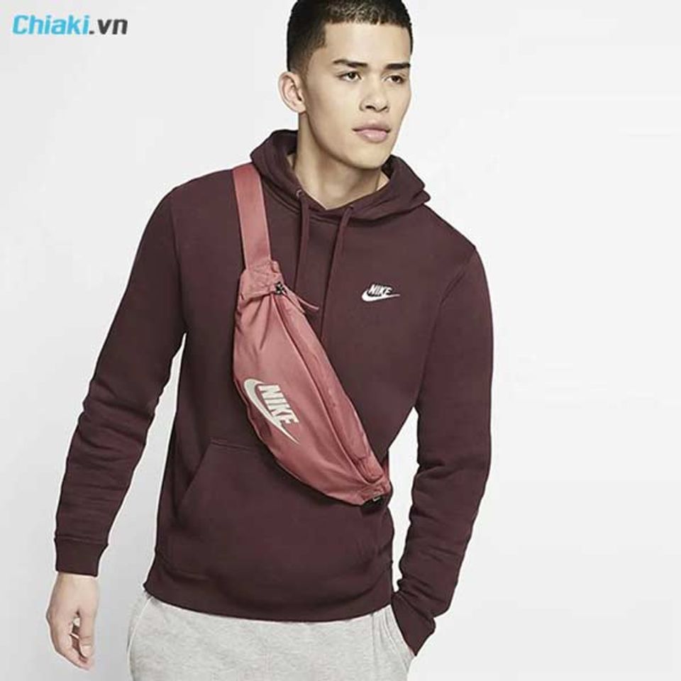 T&uacute;i đeo ch&eacute;o nam Nike Sportswear Heritage Hip Bag Canyon Pink BA5750-689