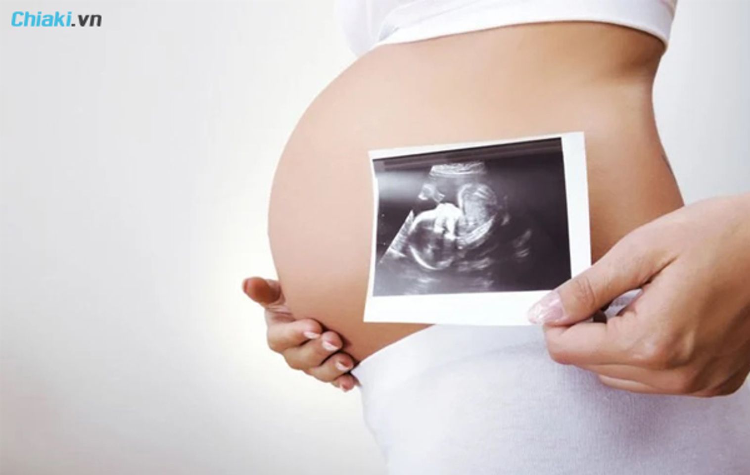 b&agrave; bầu uống sữa bắp tốt cho sự ph&aacute;t triển hệ thần kinh thai nhi