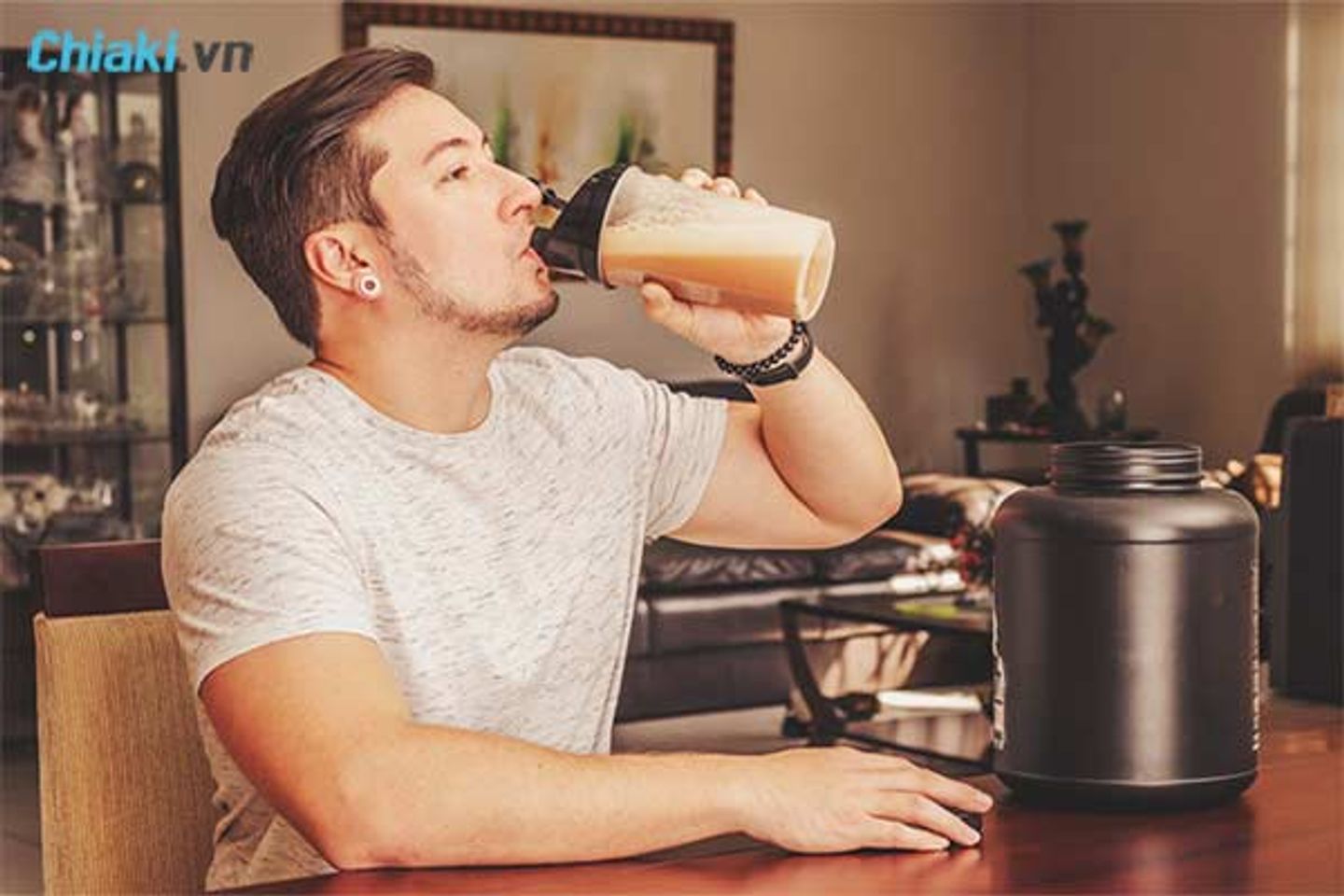 Uống casein c&oacute; bị mất ngủ kh&ocirc;ng