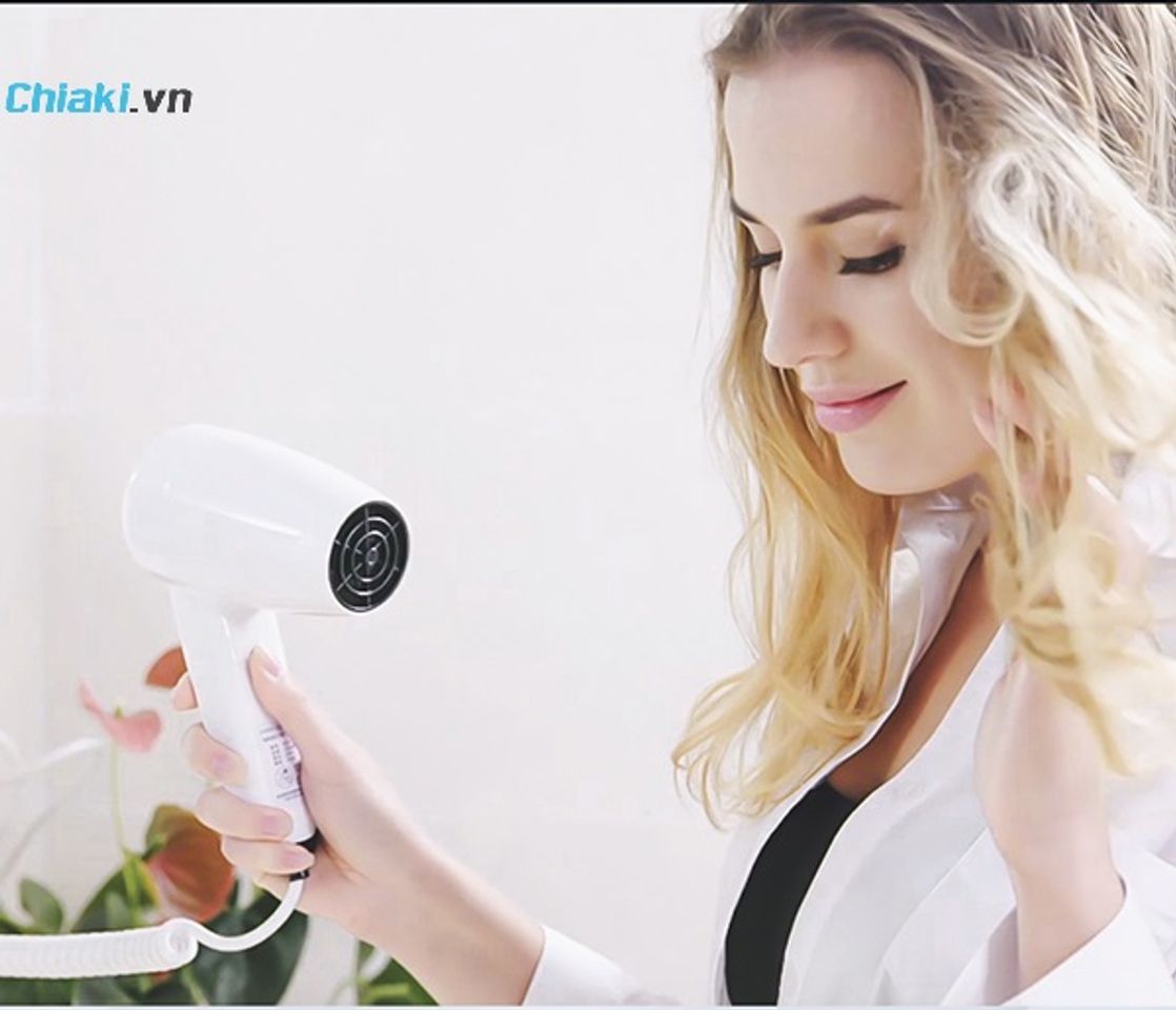Ti&ecirc;u ch&iacute; khi chọn mua m&aacute;y sấy t&oacute;c treo tường