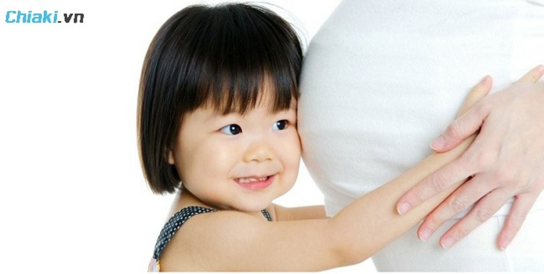 N&ecirc;n cai sữa cho b&eacute; khi mẹ mang thai 