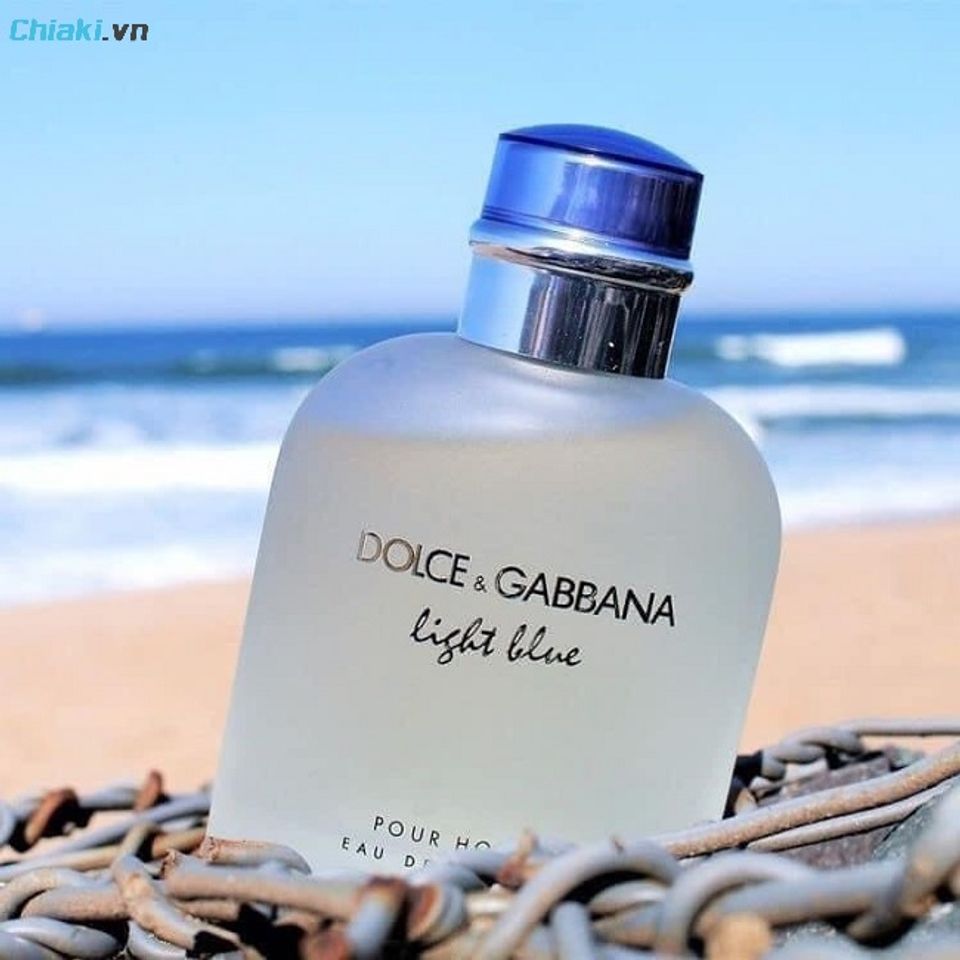 Nước hoa nam m&ugrave;i nhẹ m&aacute;t Dolce Gabbana Light Blue Pour Homme của v&ugrave;ng Địa Trung Hải