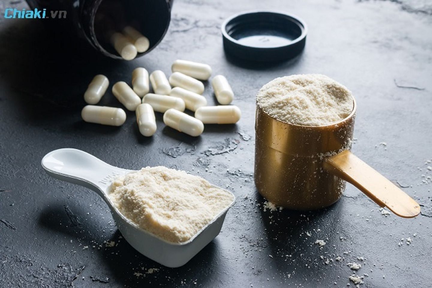 C&oacute; thể d&ugrave;ng được cả Bcaa v&agrave; Whey Protein 