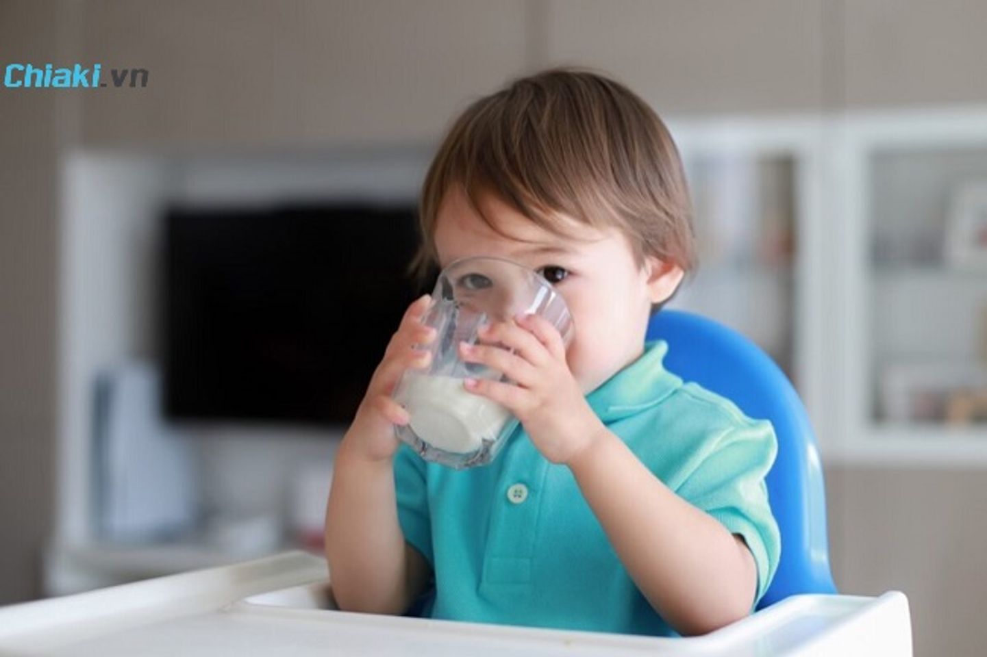 Ti&ecirc;u ch&iacute; chọn mua sữa tăng c&acirc;n cho b&eacute; 7 tuổi