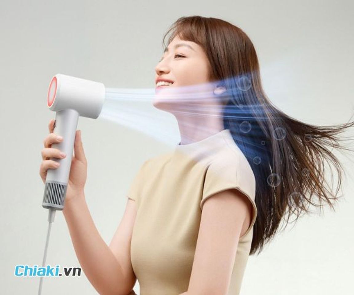 N&ecirc;n mua m&aacute;y sấy t&oacute;c gi&aacute; rẻ loại n&agrave;o?