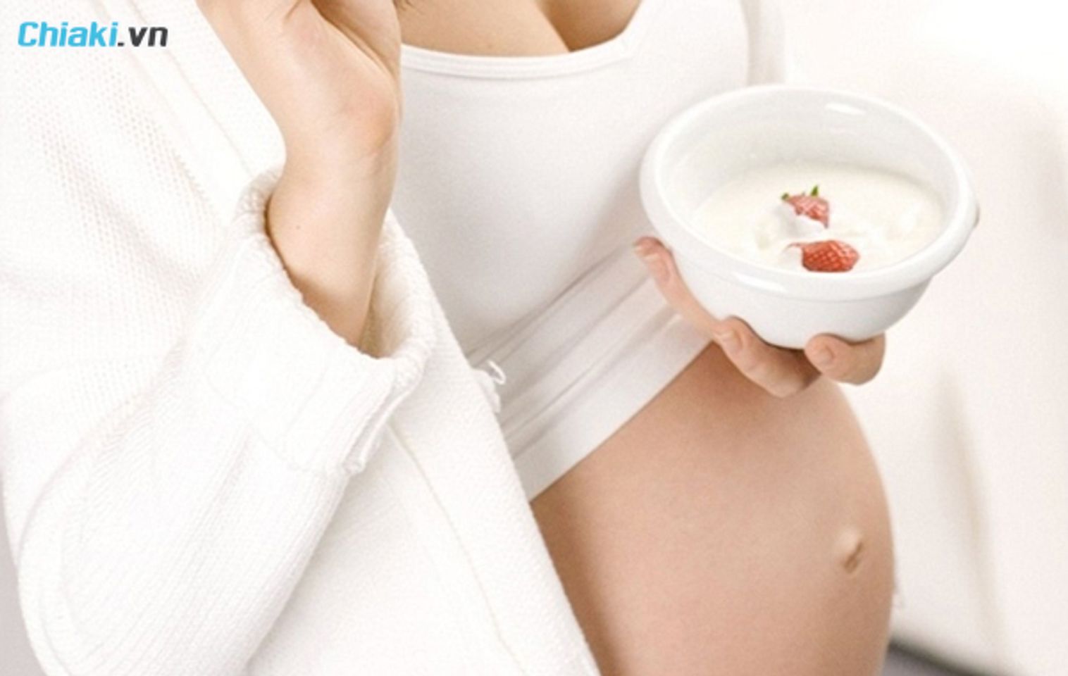 bầu 3 th&aacute;ng đầu ăn sữa chua được kh&ocirc;ng
