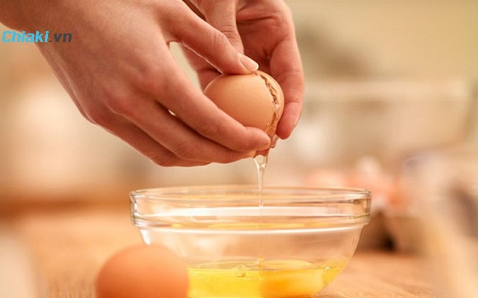 C&aacute;ch để r&acirc;u mọc chậm với l&ograve;ng trắng trứng g&agrave;