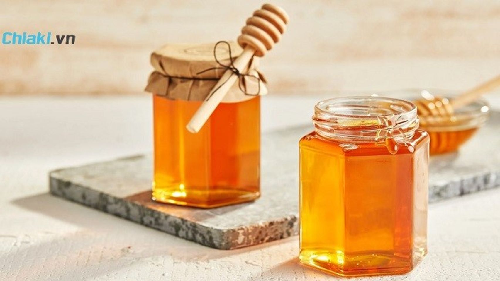 C&aacute;ch cho r&acirc;u mọc chậm bằng mật ong