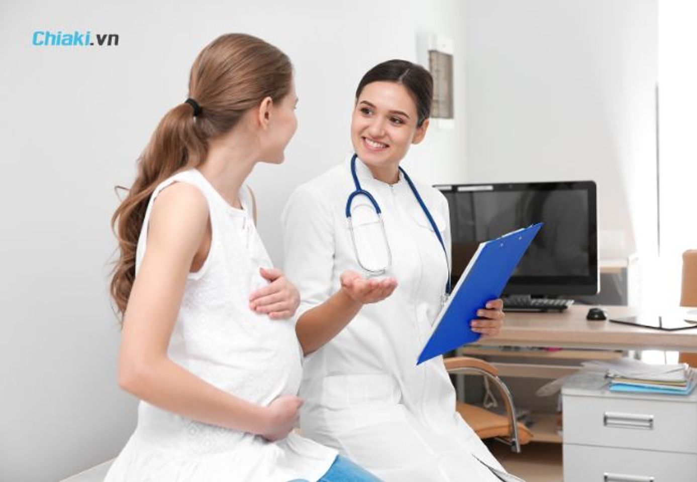 Thăm kh&aacute;m định kỳ theo đ&uacute;ng lịch hẹn của b&aacute;c sĩ