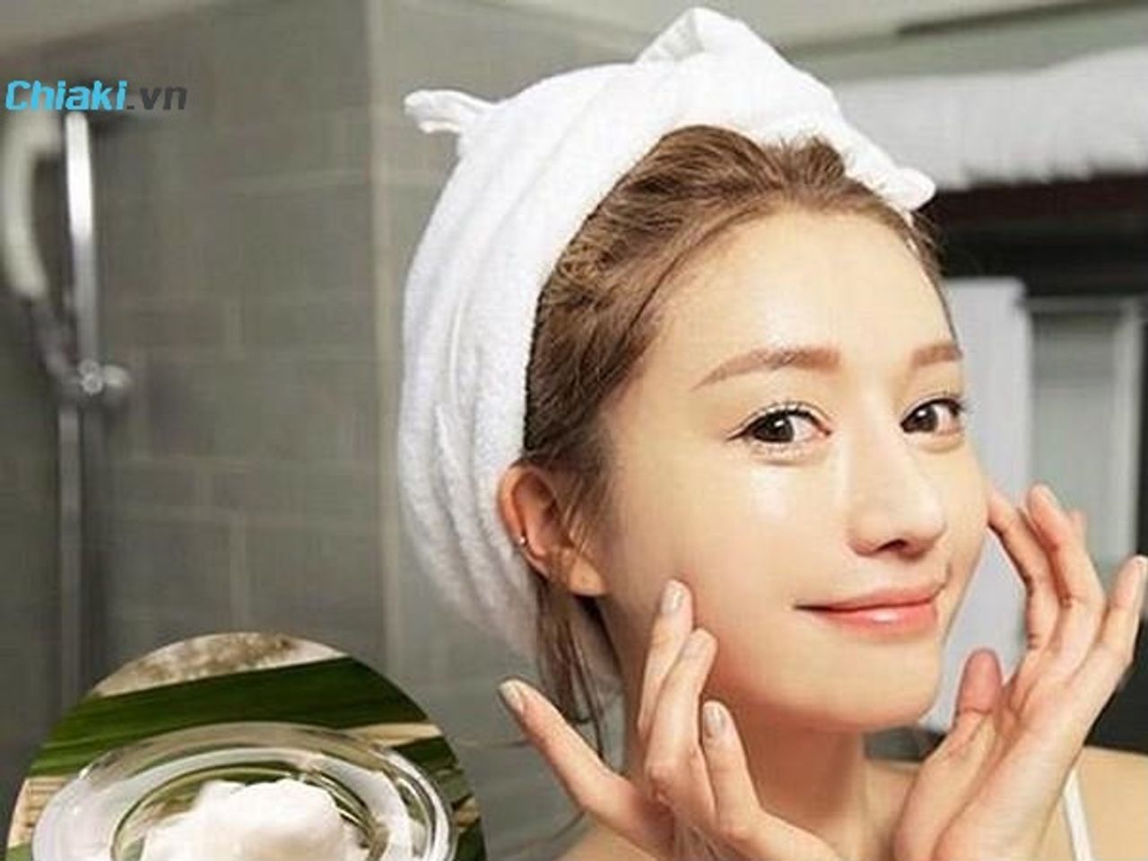 C&aacute;ch massage mặt bằng dầu dừa hiệu quả
