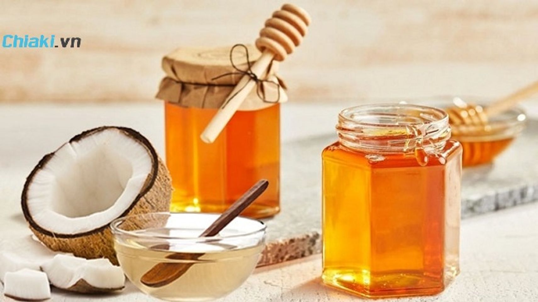 13 c&ocirc;ng thức dưỡng da mặt hiệu quả với dầu dừa