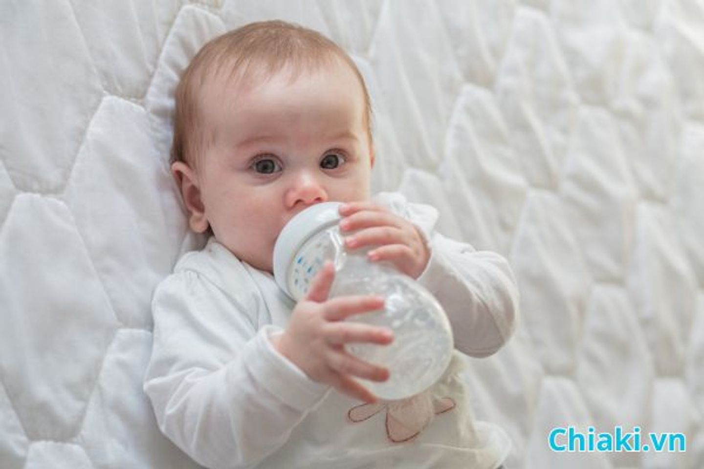 Lưu &yacute; quan trọng khi pha sữa ColosBaby cho b&eacute;