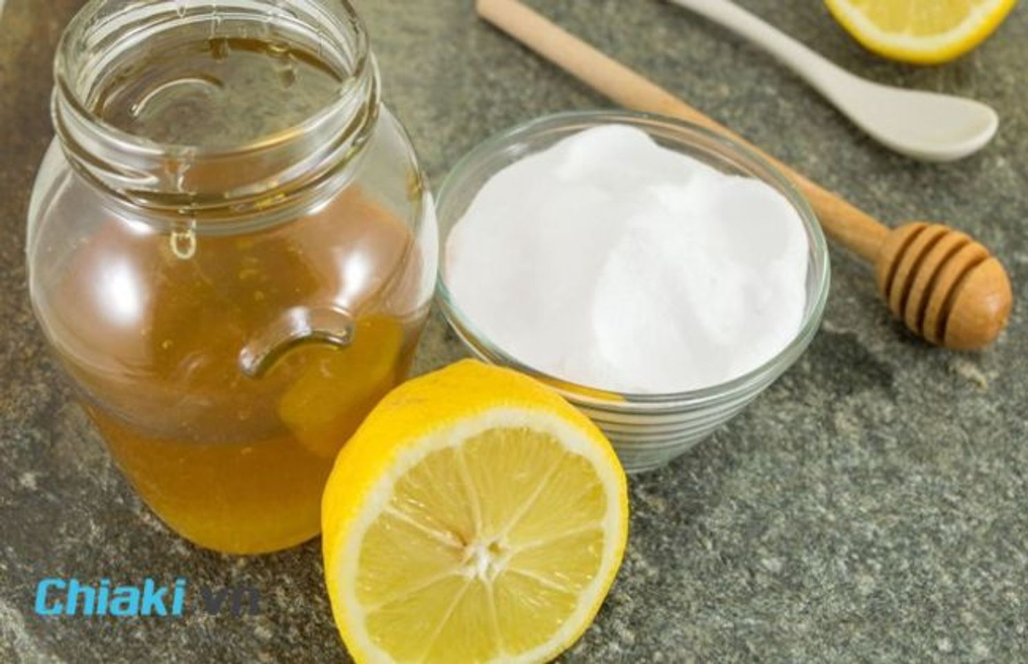 C&aacute;ch triệt l&ocirc;ng n&aacute;ch tại nh&agrave; bằng chanh, baking soda v&agrave; mật ong