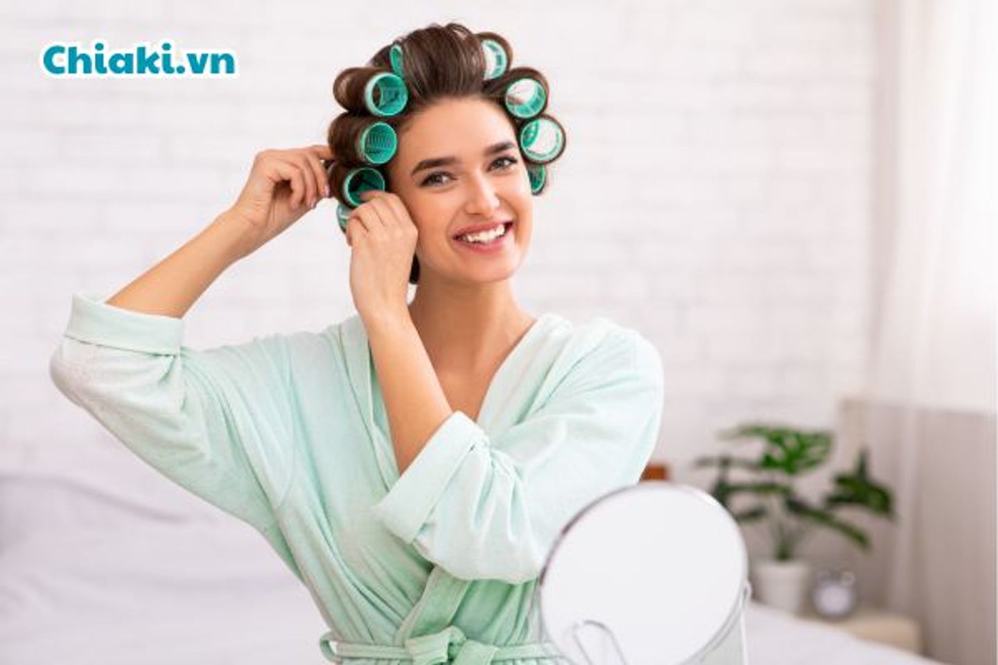 C&aacute;ch l&agrave;m xoăn t&oacute;c tại nh&agrave; uốn t&oacute;c bằng l&ocirc;