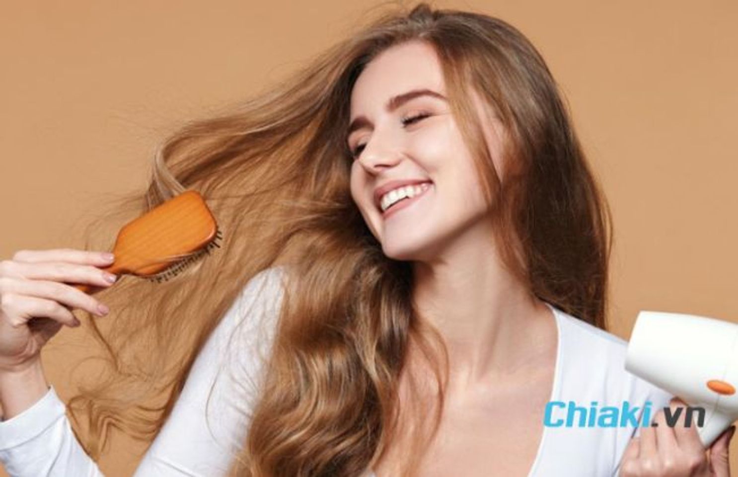 C&oacute; n&ecirc;n sấy t&oacute;c hay để kh&ocirc; tự nhi&ecirc;n