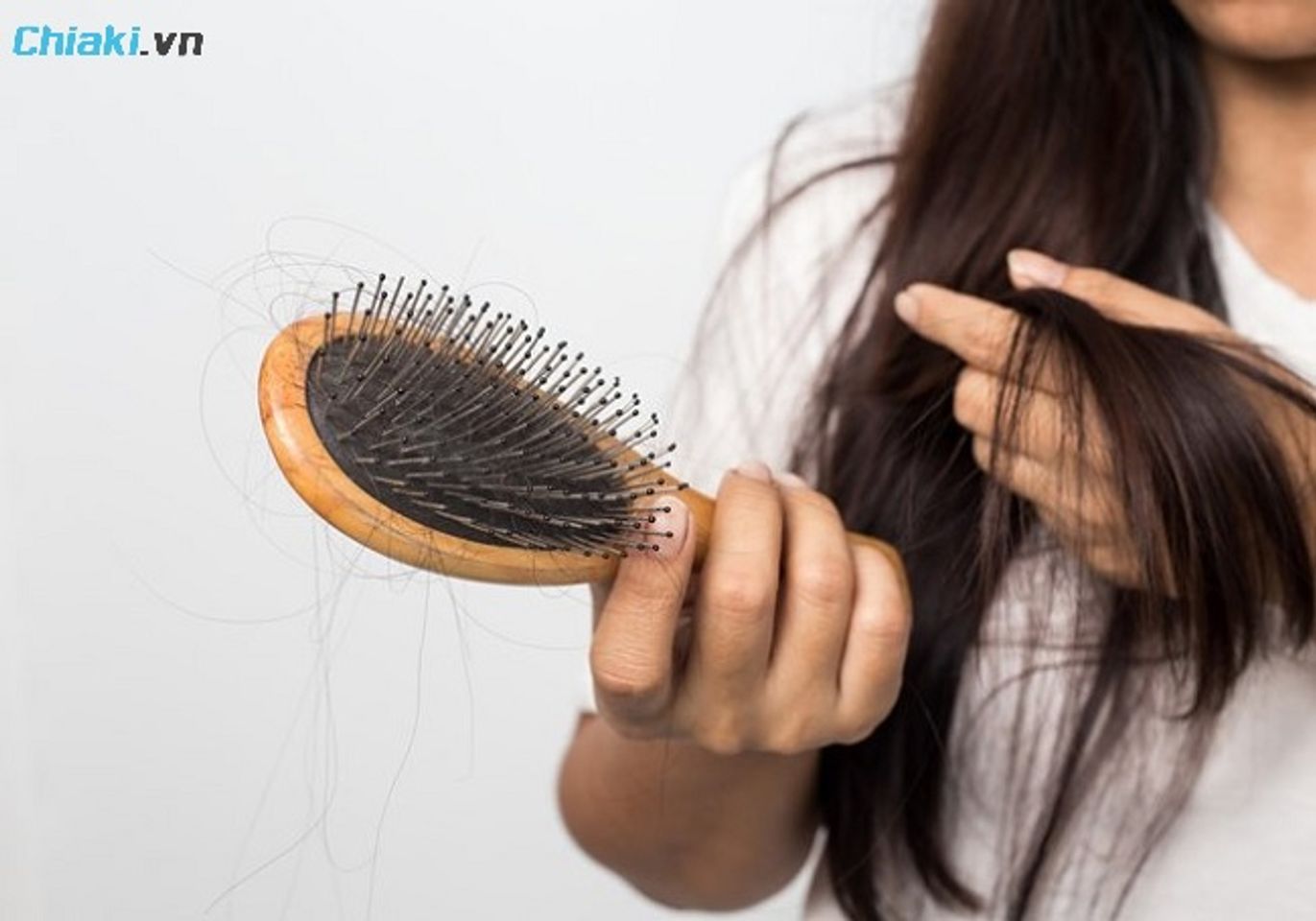 Sấy t&oacute;c bằng quạt c&oacute; tốt kh&ocirc;ng cần phụ thuộc v&agrave;o nhiều t&iacute;nh chất