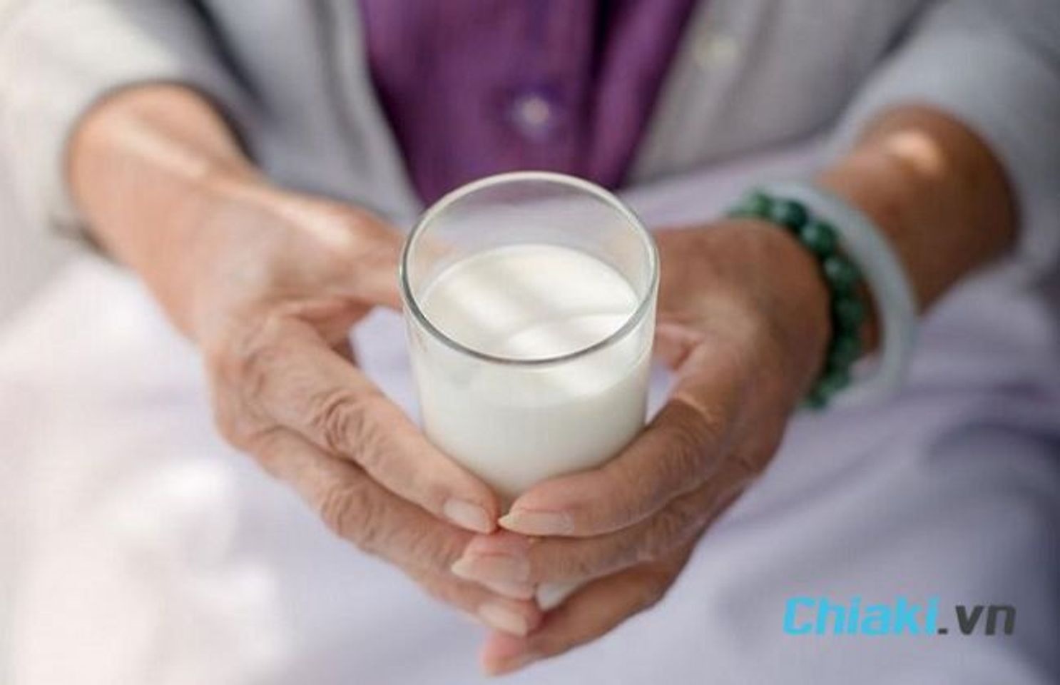 Lưu &yacute; khi sử dụng sữa cho người cao huyết &aacute;p