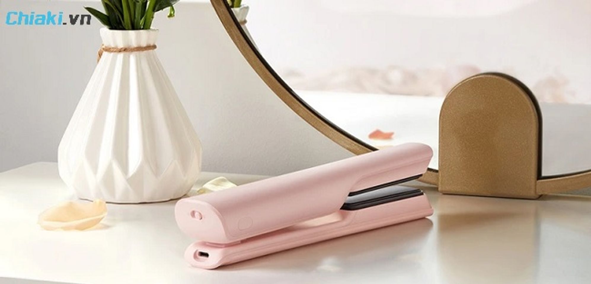 M&aacute;y duỗi t&oacute;c kh&ocirc;ng d&acirc;y tạo nhiệt nhanh&nbsp;