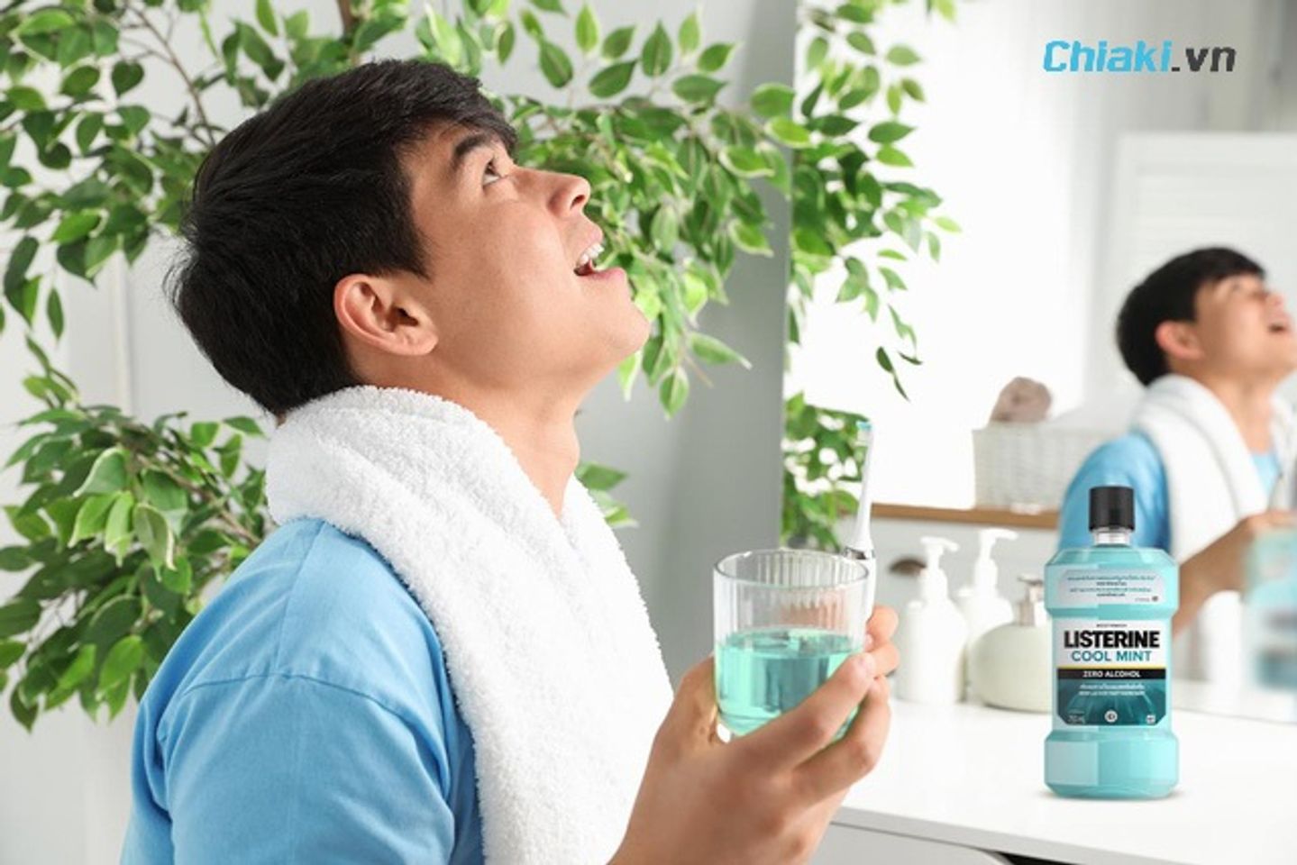 Nước s&uacute;c miệng diệt khuẩn l&agrave; g&igrave;?