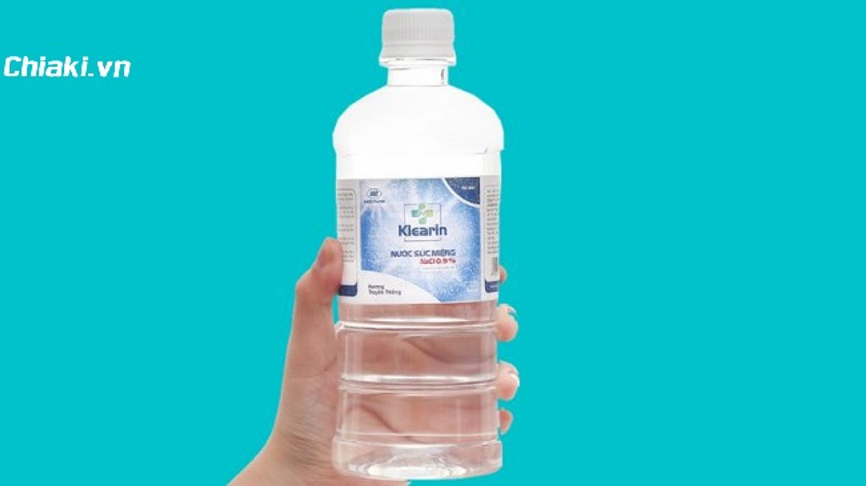 Nước s&uacute;c miệng chứa muối NaCl