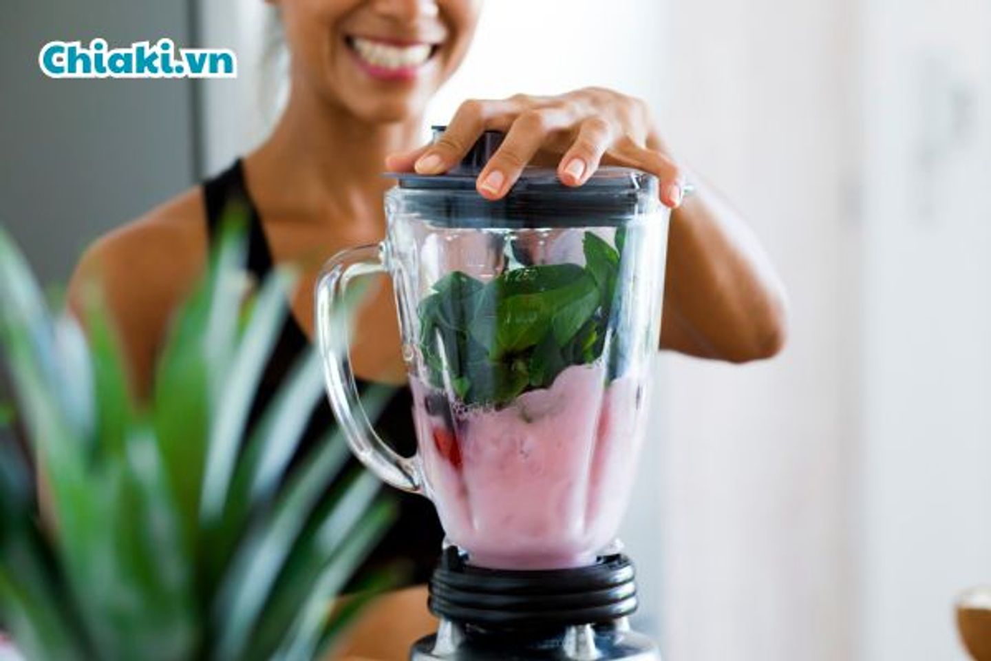 Uống sinh tố c&oacute; gi&uacute;p tăng c&acirc;n kh&ocirc;ng?