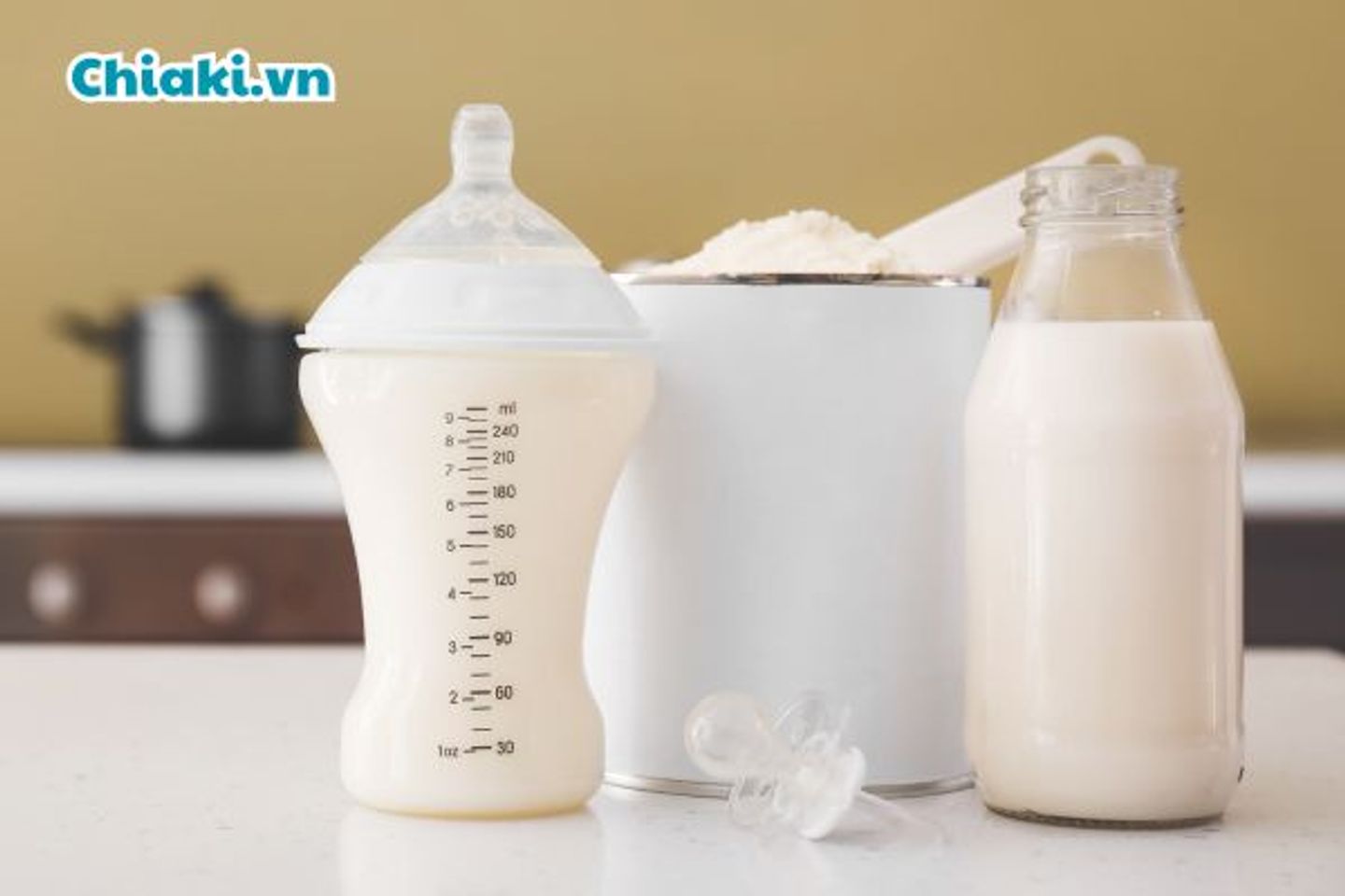 Sữa c&ocirc;ng thức l&agrave; g&igrave;?