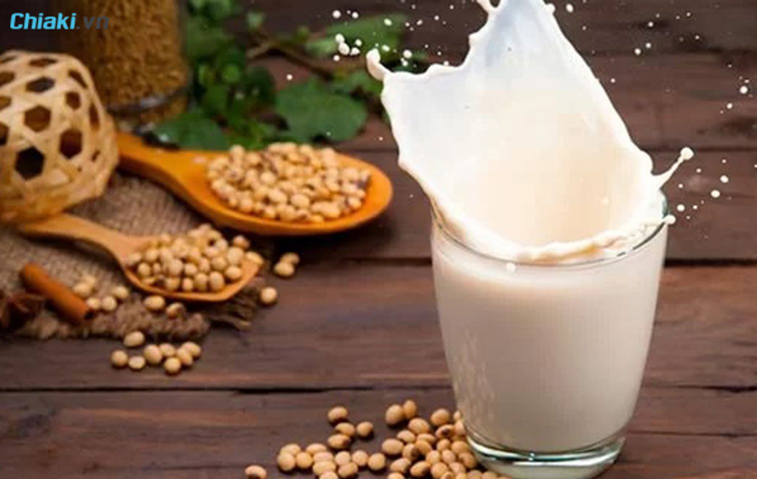 Sữa c&ocirc;ng thức từ đậu n&agrave;nh