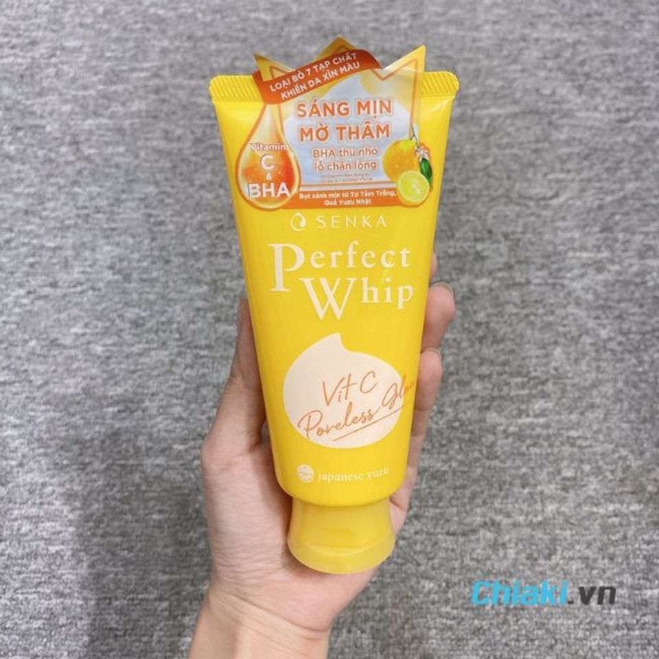 Sữa rửa mặt Senka Perfect Whip Vit C Poreless Glow