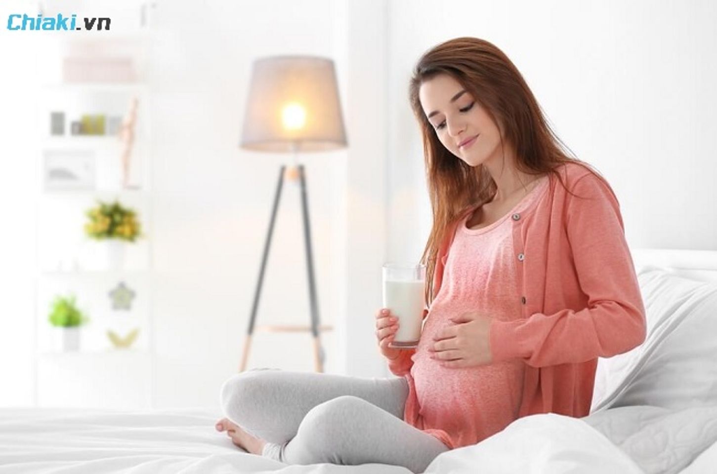 Sữa bầu cải thiện t&igrave;nh trạng sinh con nhẹ c&acirc;n