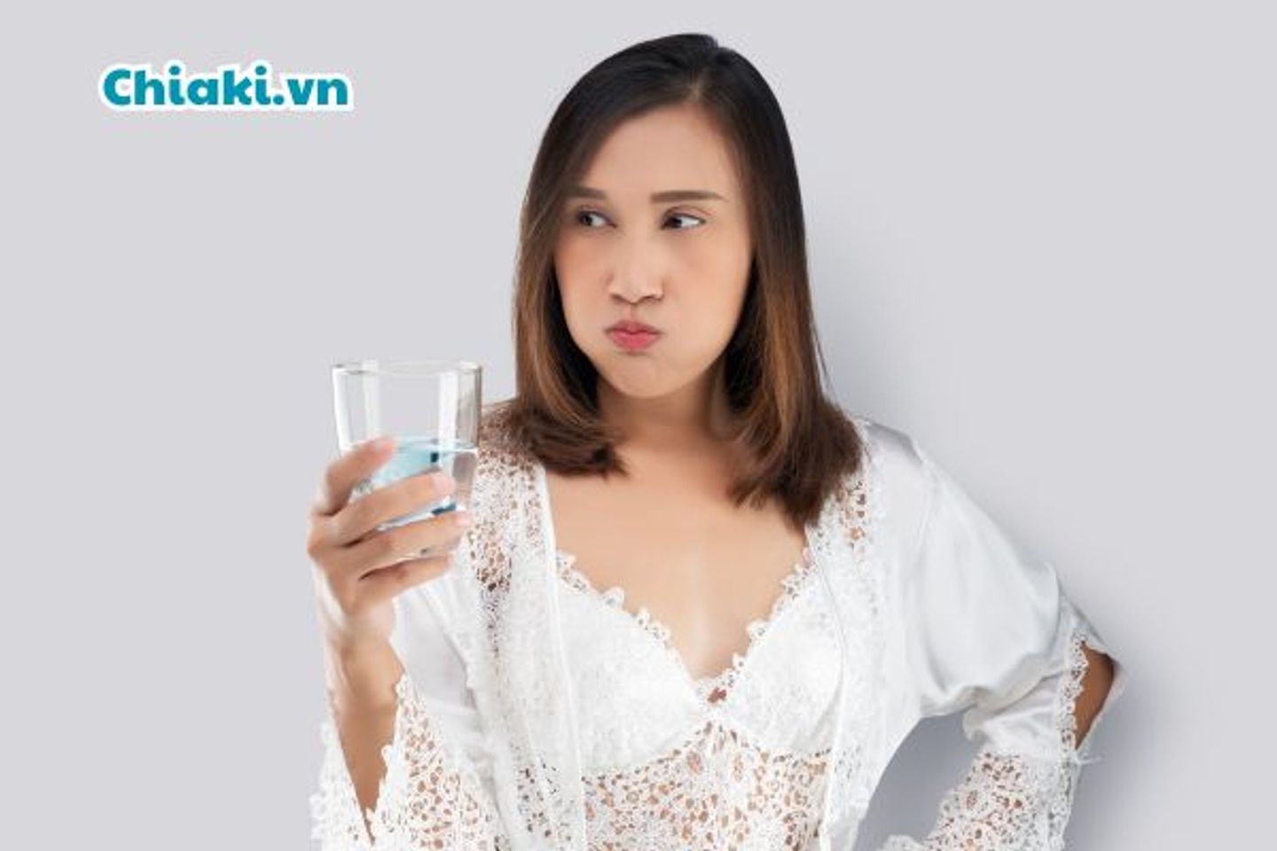 Lưu &yacute; khi sử dụng nước s&uacute;c miệng trị vi&ecirc;m họng