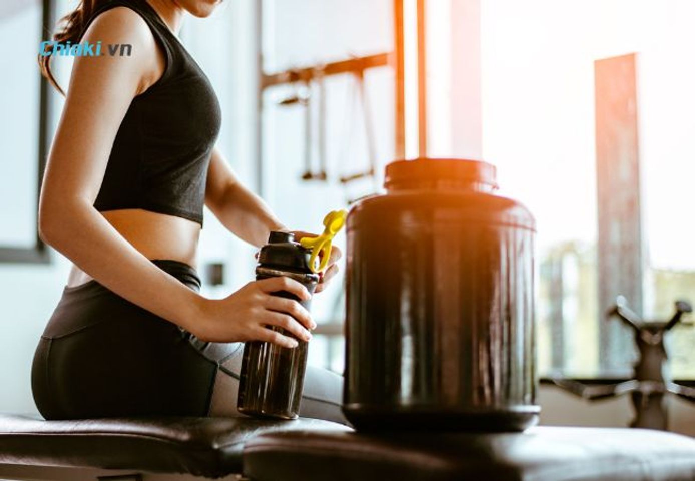Whey Blend c&oacute; thể giảm mỡ m&aacute;u s&aacute;u ăn kết hợp với tập luyện