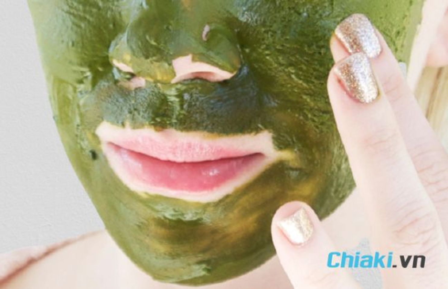 C&aacute;ch đắp mặt nạ rau diếp c&aacute;
